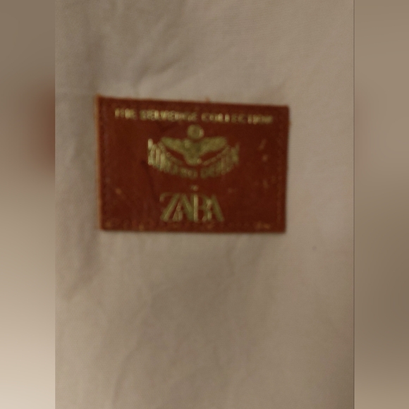 Zara Beige Tote Bag with Brown Leather Logo Patch at Front - Picture 2 of 9